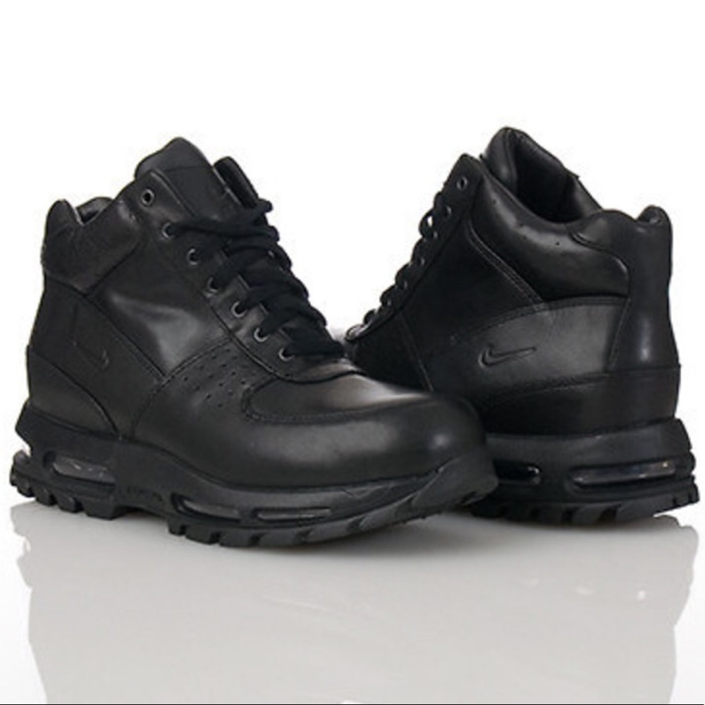 ❌SOLD❌Men’s Nike boots.